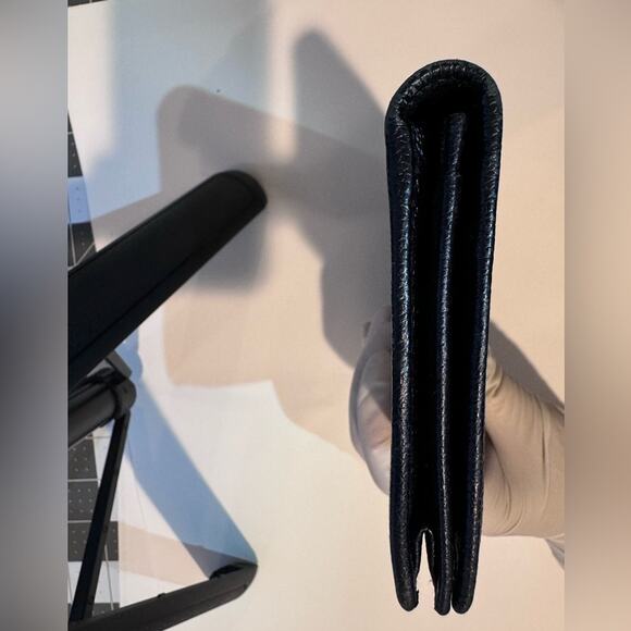 Bvlgari Black Leather Wallet w/ Auth Certificate 6.7x3.5”‎ Red Interior Luxury - Picture 7 of 12